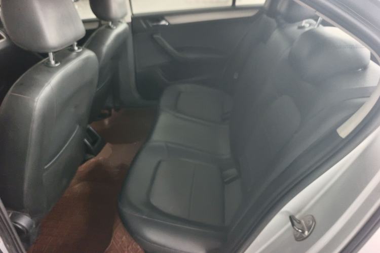 Used Volkswagen Santana 2013 1.6L Automatic Comfort Edition
