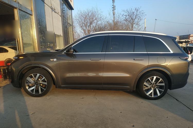 Used Li Auto L8 2023 Pro Model
