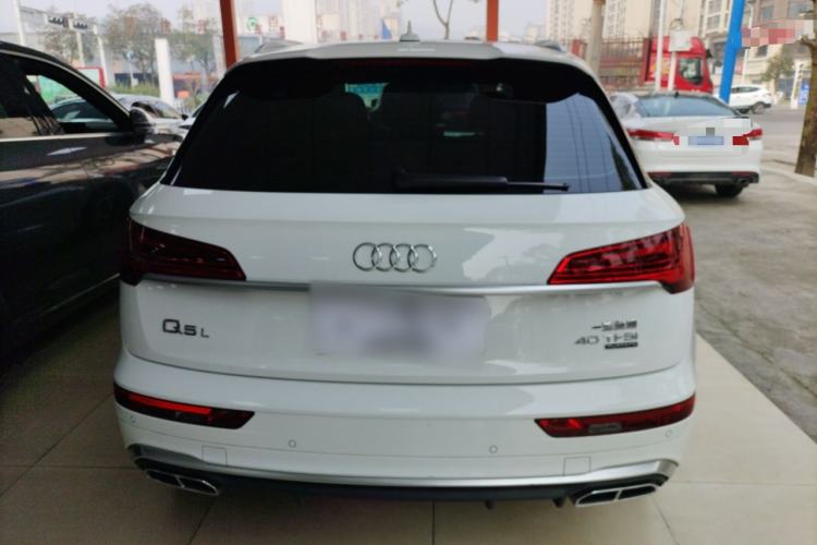 Used Audi Q5L 2022 40T Fashionable and Dynamic Model
