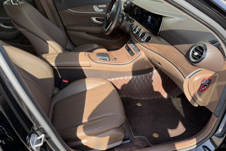 Used Mercedes-Benz E-Class 2023 Updated E 300 L Fashion Edition
