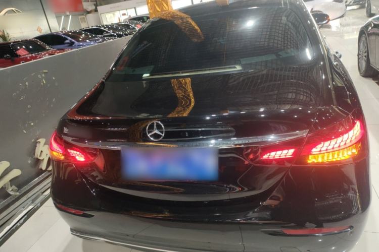 Used Mercedes-Benz E-Class 2021 E 260 L
