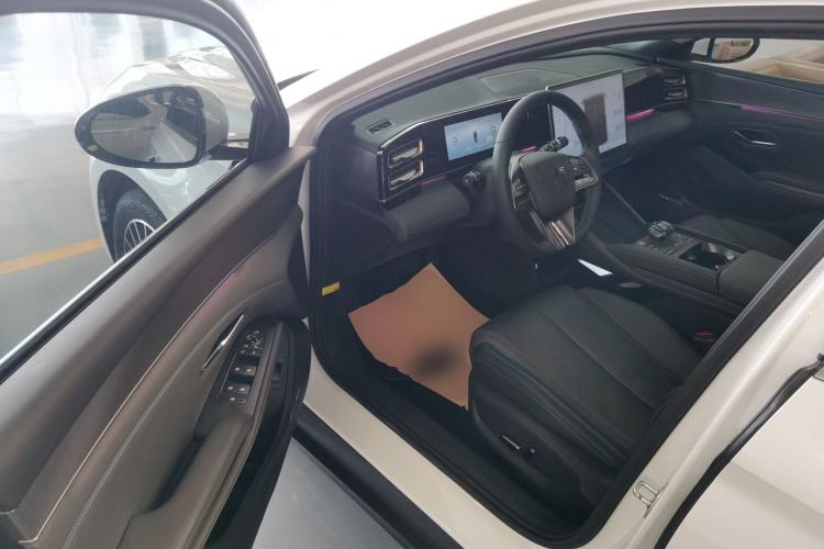 Used BYD Qin L 2024 DM-i 120KM Excellence Model