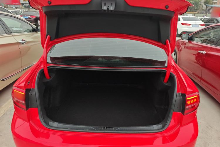 Used Volkswagen Lamando 2019 230TSI DSG Fashion Edition China V Standard