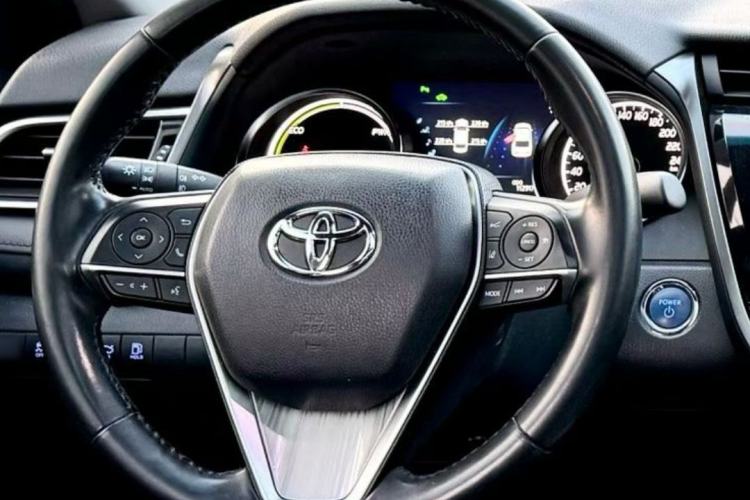 Used Toyota Camry 2019 Revised Version Dual-Engine 2.5 HG Luxury Edition
