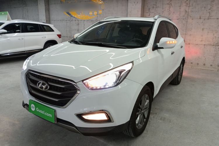 Used Hyundai ix35 2015 2.0L Automatic 2WD Smart Version China V Standard
