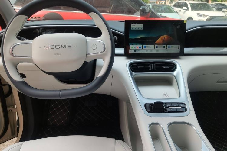 Used  Geome 2025 310km Youth Edition
