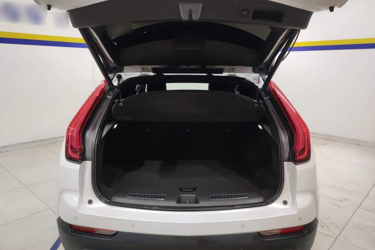 Used Cadillac XT4 2018 28T Two-Wheel Drive Leading Version
