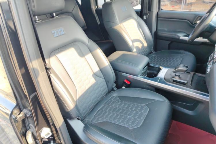 Used  T01 2025 2.0T Changfeng
