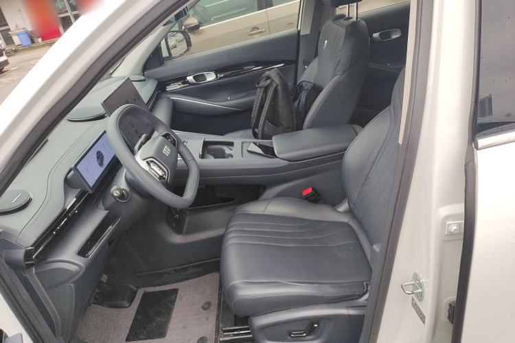 Used  E5 2024 530km Starship Edition