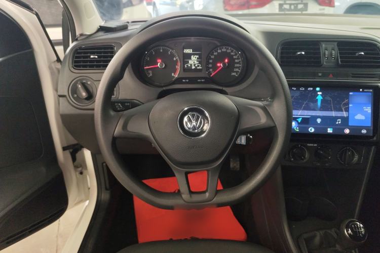 Used Volkswagen Polo 2016 1.4L Manual Fashion Model