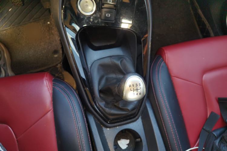 Used Haval H2s 2017 Blue Label 1.5T Manual Comfort Edition