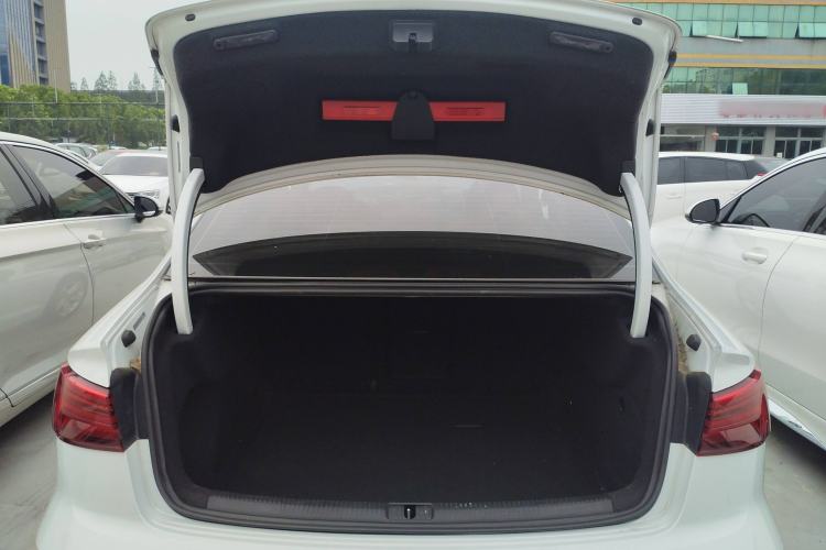 Used Audi A3 2020 Restyled Limousine 35 TFSI Ambition Version China VI
