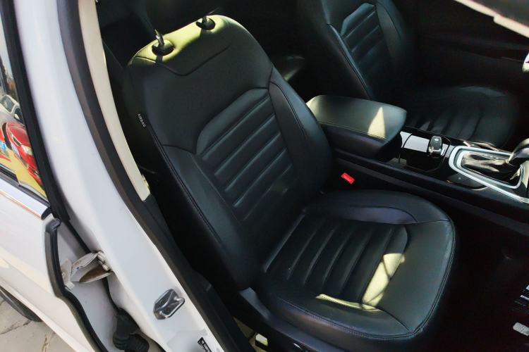 Used Ford Edge 2018 EcoBoost 245 Two-Wheel-Drive Titanium 7-Seater China V Standard
