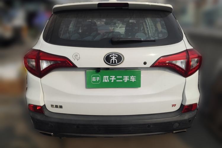 Used BYD Song 2017 Gaishi Upgrade Edition 1.5TI Manual Elite Model
