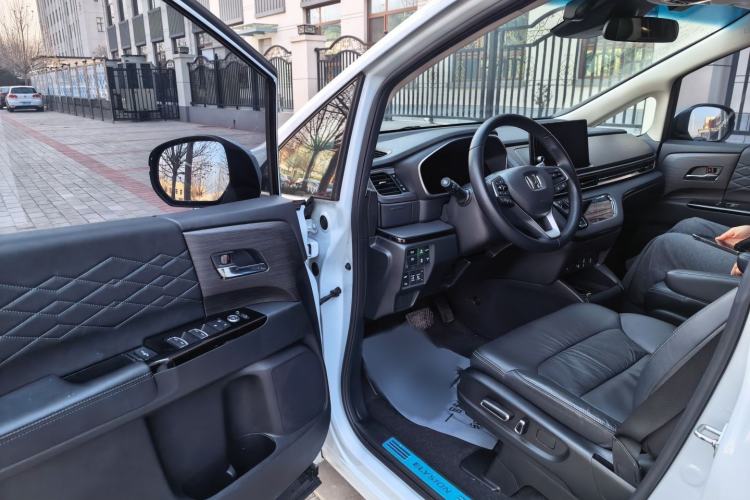 Used Honda Elysion 2024 2.0L eHEV Luxury Edition