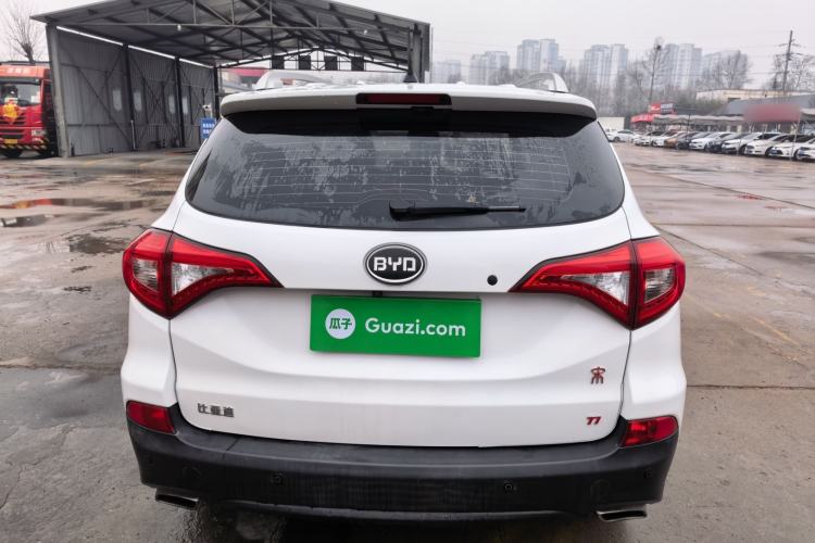 Used BYD Song 2016 GaiShi Edition 1.5TI Manual Elite Model
