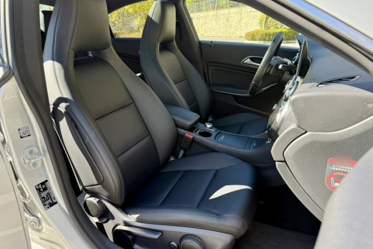 Used Mercedes-Benz CLA 2015 CLA 200
