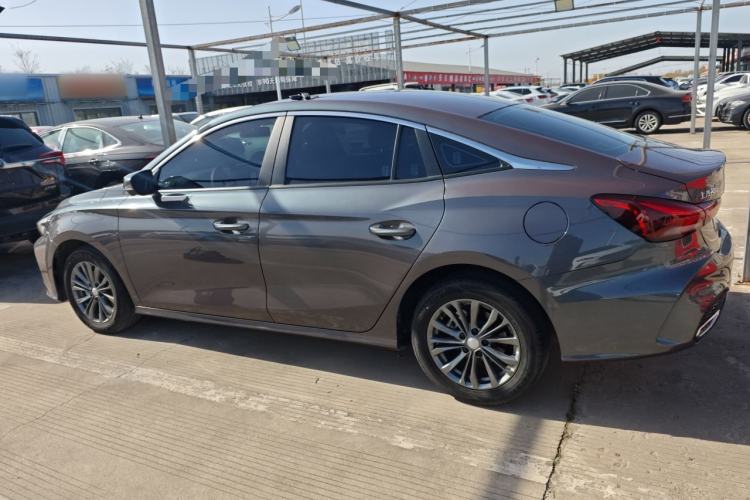 Used MG 5 2025 180 DVVT Global Luxury Edition
