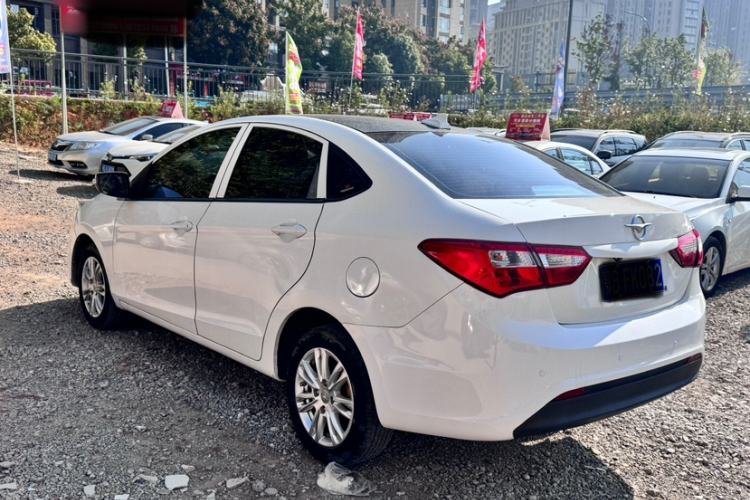 Used Haima M3 2017 1.5L Manual Fashion Edition

