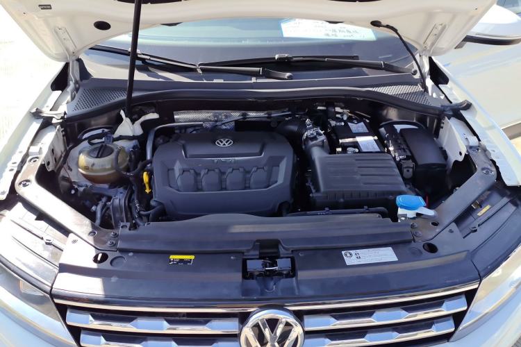 Used Volkswagen Tiguan L 2019 Updated Version 330TSI Automatic Two-Wheel Drive Panoramic Comfort Edition China VI Standard
