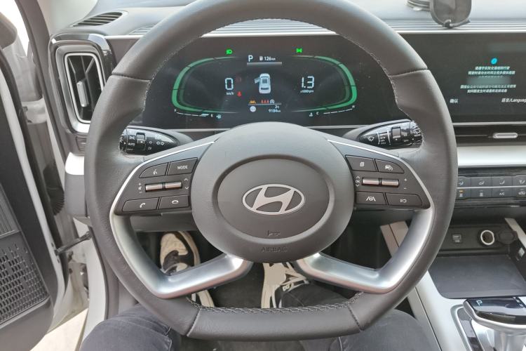 Used Hyundai ix35 2023 Musso 2.0L Deluxe Edition DLX
