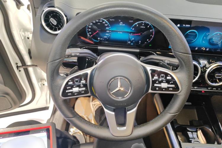 Used Mercedes-Benz GLA 2022 Second Facelift GLA 200
