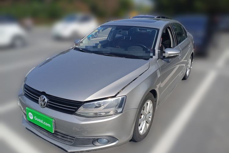 Used Volkswagen Sagitar 2012 1.6L Manual Comfort Model
