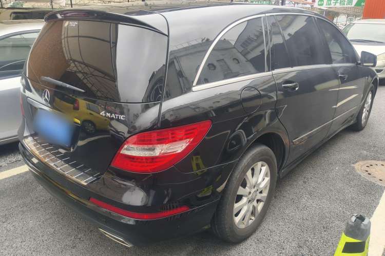 Used Mercedes-Benz R-Class 2017 R 320 4MATIC Business Edition Prestige Model