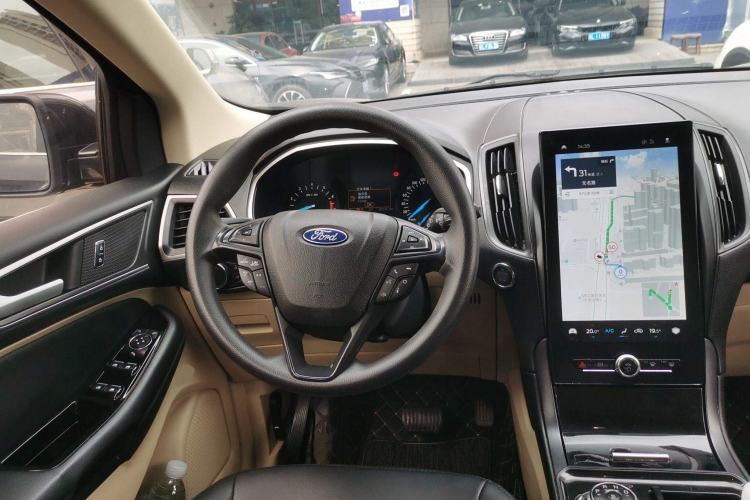 Used Ford Edge 2020 EcoBoost 245 Two-Wheel-Drive Titanium 5-Seater
