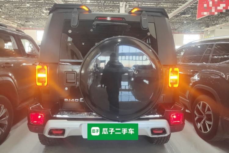 Used  BJ40 2020 2.0T Automatic Four-Wheel Drive Urban Hunter Edition Chivalrous Type
