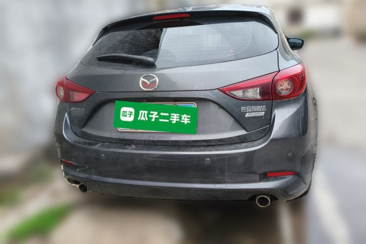 Used Mazda Mazda 3 Axela 2017 Hatchback 2.0L Automatic Luxury Model Emission Standard China V
