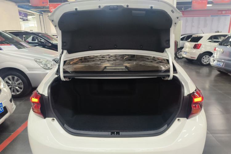 Used Toyota Levin 2017 Revised Dual-Engine 1.8H GS E-CVT Elite Sunroof Version China V Standard