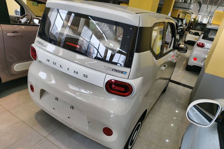 Used Wuling Hongguang MINIEV 2024 3rd Generation 215km Youth Edition
