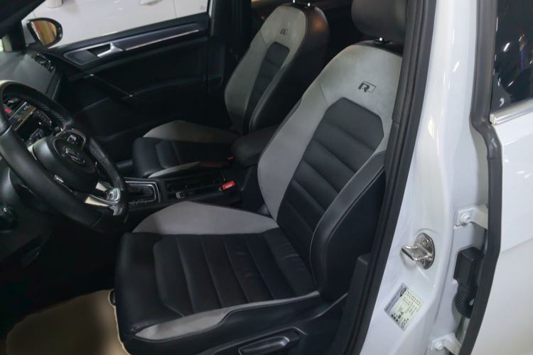 Used Volkswagen Golf 2016 1.4TSI Automatic R-Line
