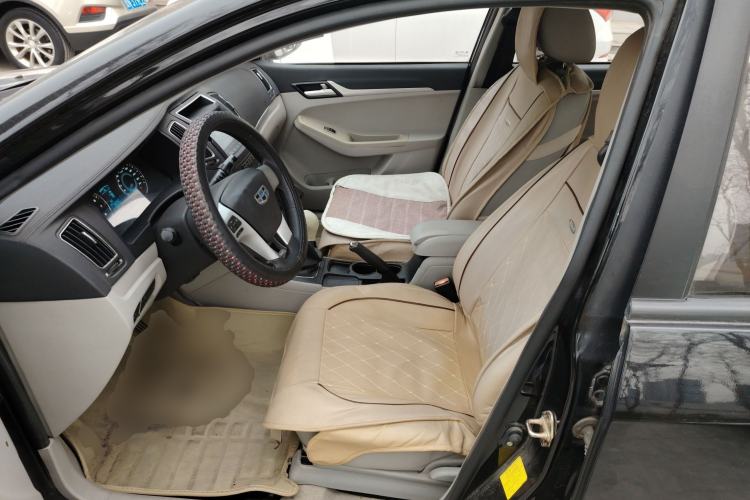 Used Geely Auto Vision 2015 1.3T Manual Luxury Model
