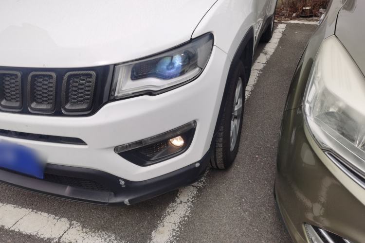 Used  Compass 2017 200T Automatic Family Edition
