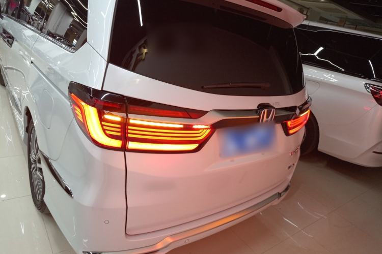 Used Honda Elysion 2024 2.0L eHEV Luxury Edition