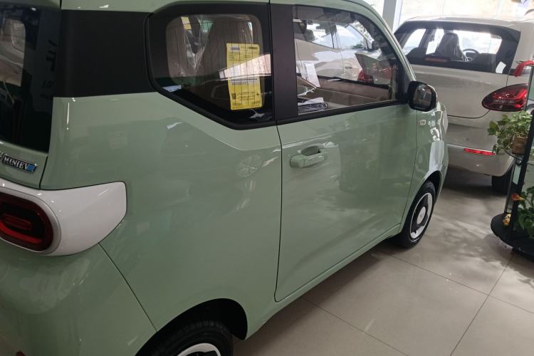 Used Wuling Hongguang MINIEV 2024 3rd Generation 215km Youth Edition