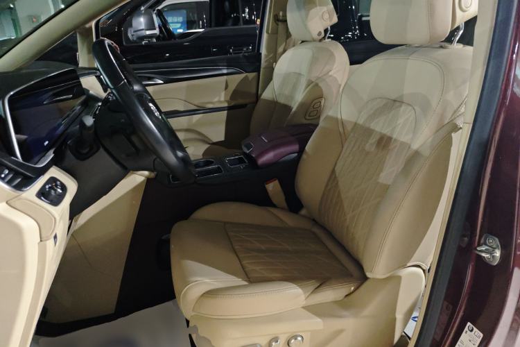 Used Buick GL8 2022 ES Land Cruiser 653T Luxury Model