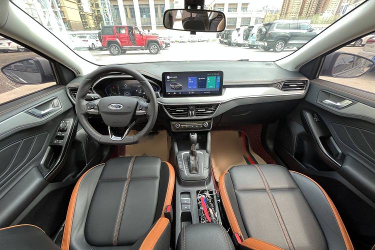 Used Ford Focus 2022 Sedan EcoBoost 180 Automatic Performance Edition
