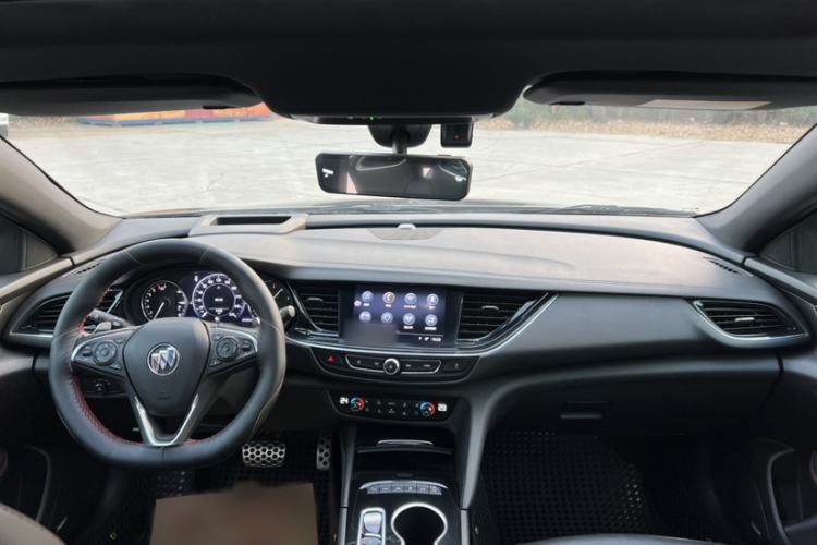 Used Buick Regal 2020 GS 28T Prestige Model