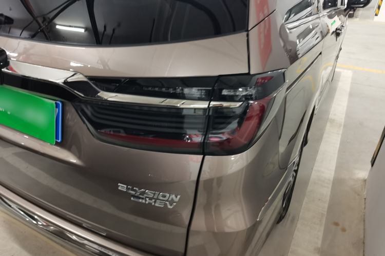 Used Honda Elysion 2022 2.0L eHEV Luxury Edition