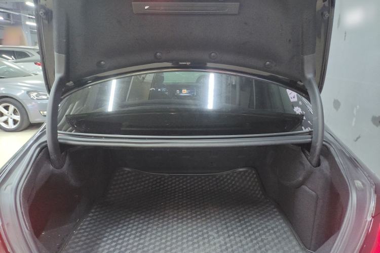 Used Mercedes-Benz E-Class 2017 E 300 L Luxury Model