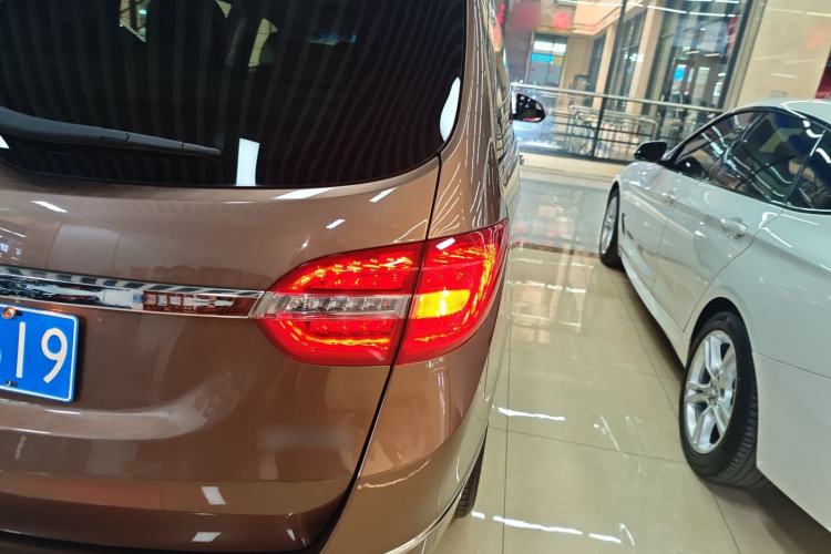 Used Buick GL8 2018 28T Luxury Model China VI Standard