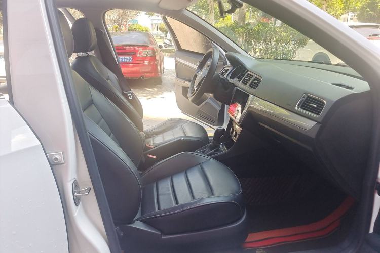 Used Volkswagen Gran Lavida 2017 180TSI DSG Comfort Edition
