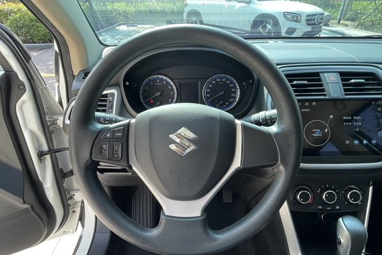 Used Suzuki S-Cross 2014 1.6L CVT Two-Wheel Drive Entry Model
