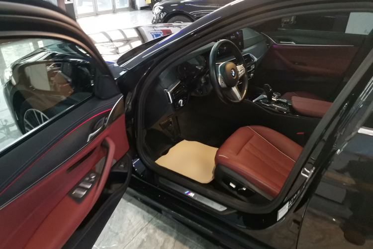 Used BMW 5 Series 2022 Second Facelift 530Li xDrive M Sport Package