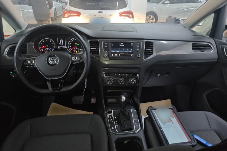 Used Volkswagen Golf Sportsvan 2016 230TSI Automatic Trend Edition