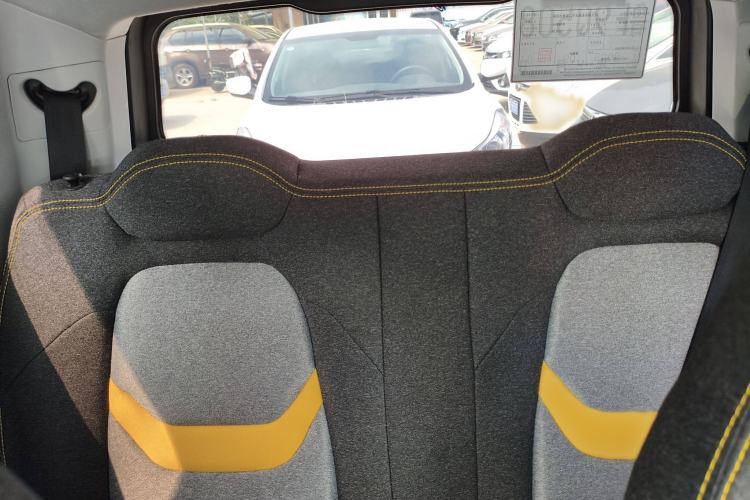 Used Chery QQ Ice Cream 2022 120km Conical Shape Lithium Iron Phosphate
