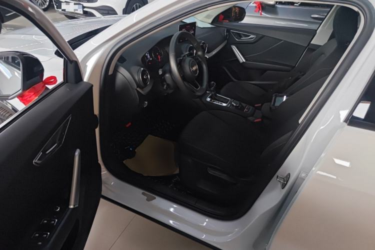 Used Audi Q2L 2021 35 TFSI Progressive Dynamic Edition
